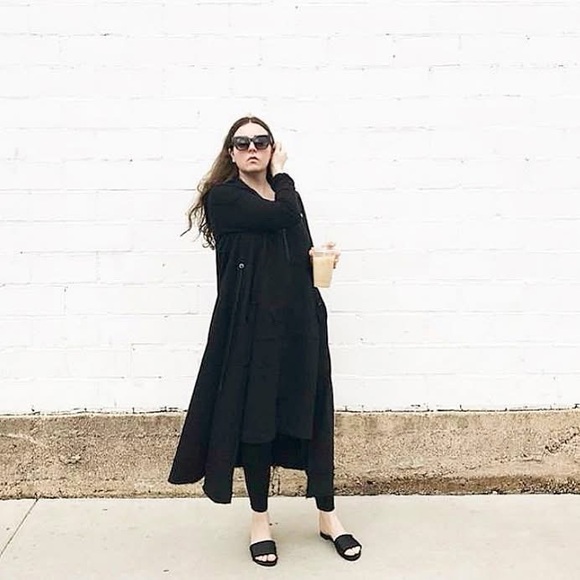 The Frock Infinity by The Frock NYC - Picture 2 of 7